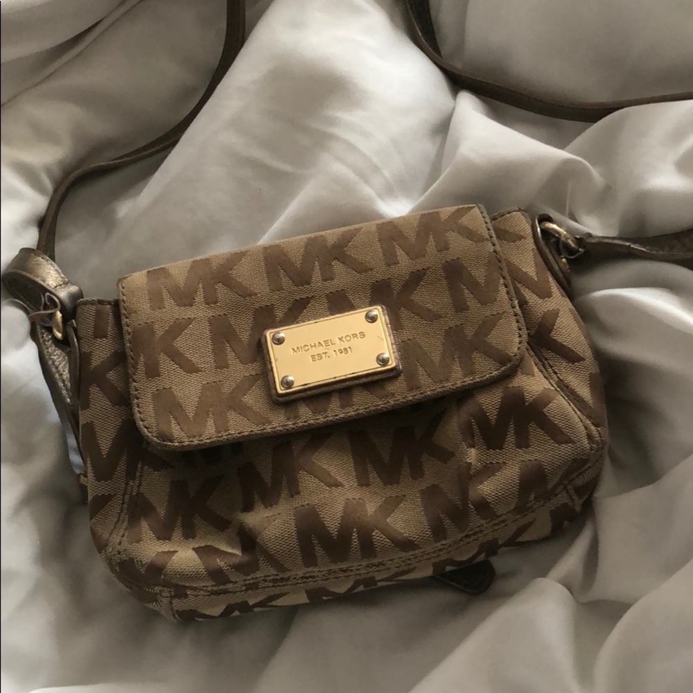 Michael Kors Crossbody